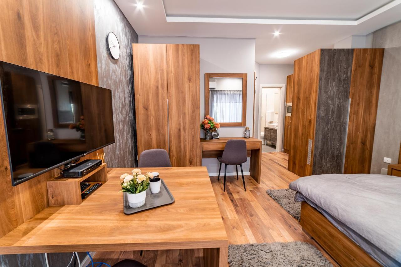 Ivi Place Apartments Novi Sad Luaran gambar