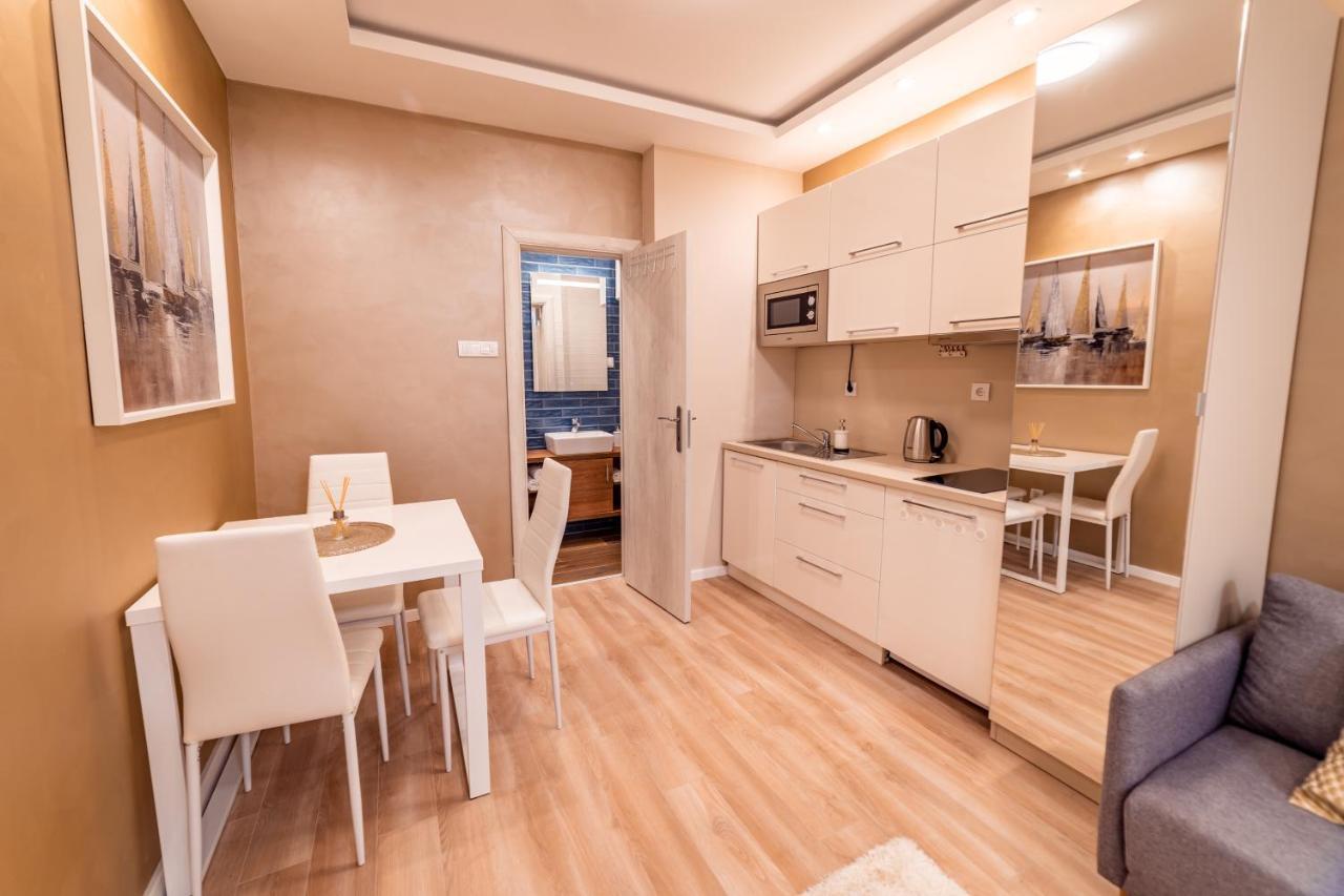 Ivi Place Apartments Novi Sad Luaran gambar