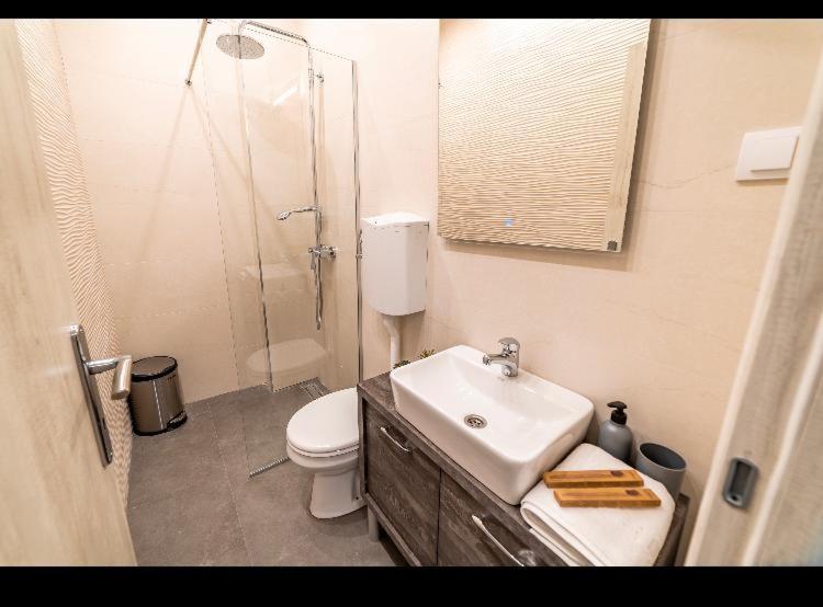 Ivi Place Apartments Novi Sad Luaran gambar